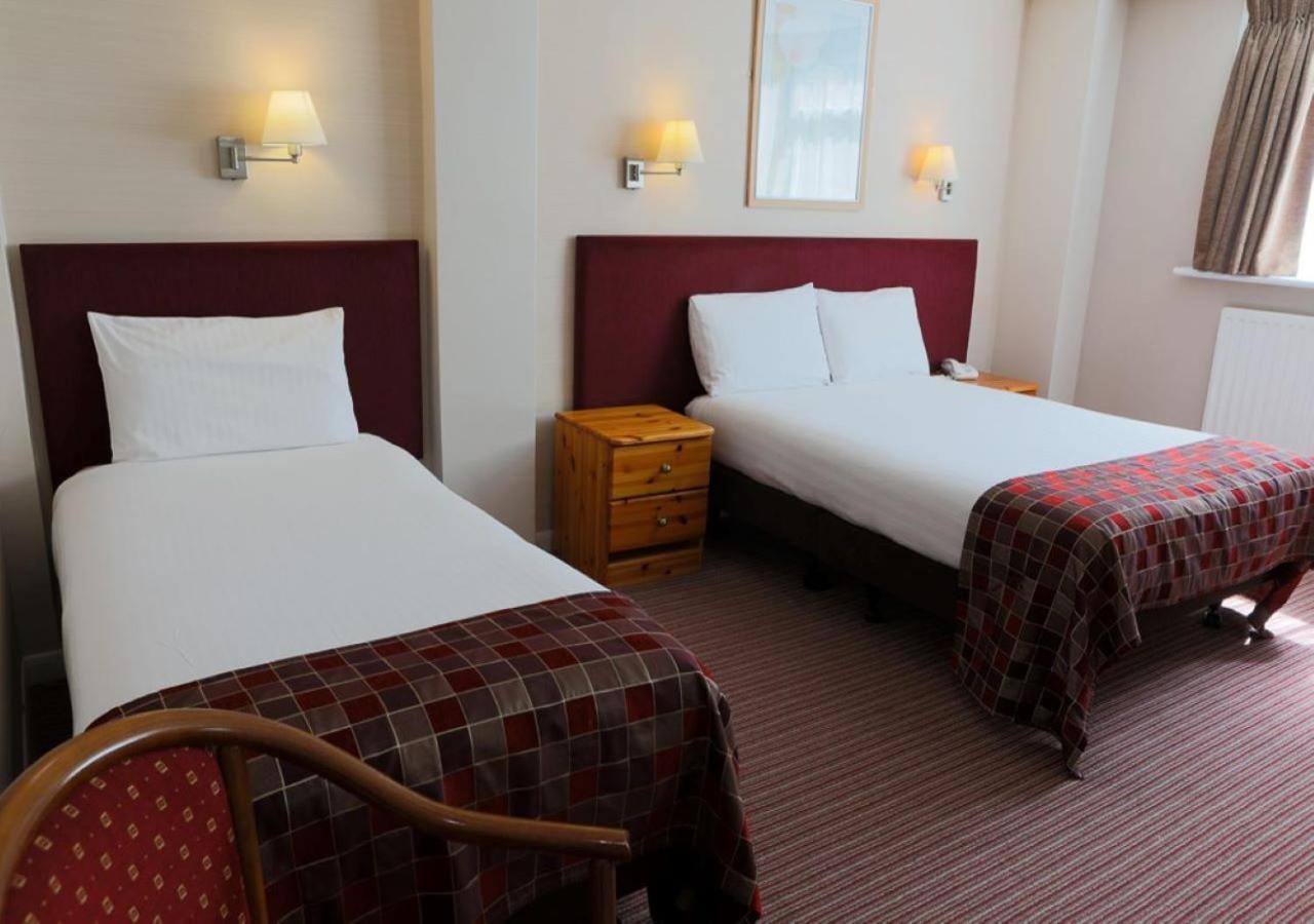 King Charles Hotel กิลลิงแงม ภายนอก รูปภาพ